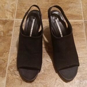 Donald J Pliner heels